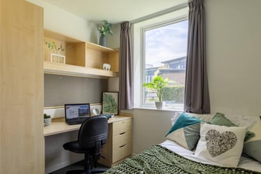 1 bed house, De Walden Way, City Centre, Bradford, BD71BD - Image 5